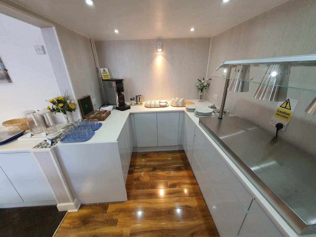 Caxton House Bed & Breakfast Скегнес Екстериор снимка