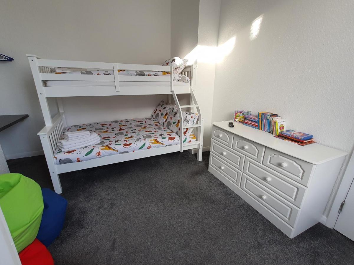 Caxton House Bed & Breakfast Скегнес Екстериор снимка