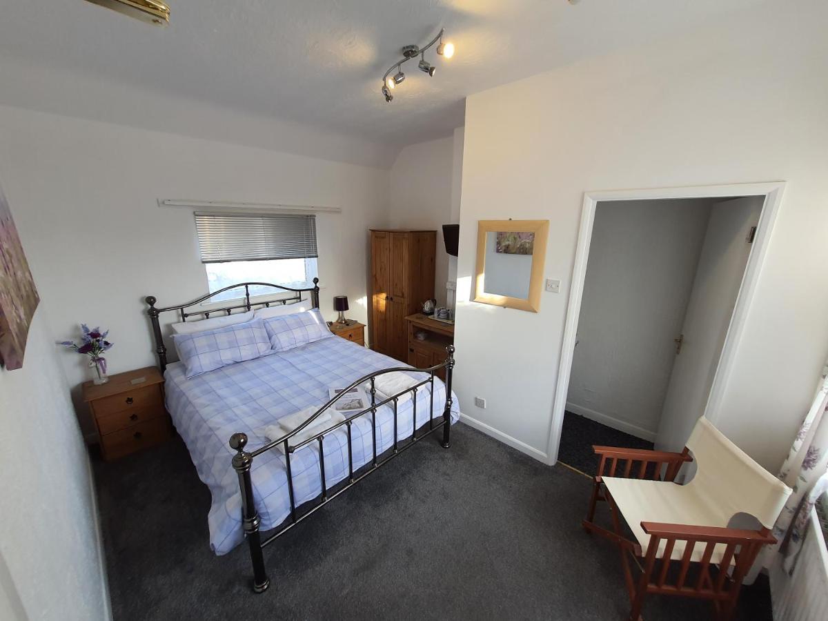 Caxton House Bed & Breakfast Скегнес Екстериор снимка